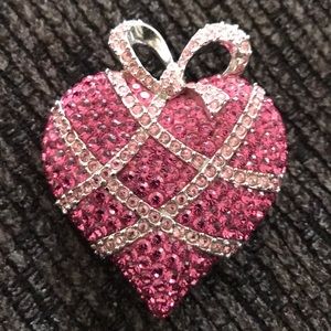 Swarovski Pale and fuchsia pink heart 💖 brooch